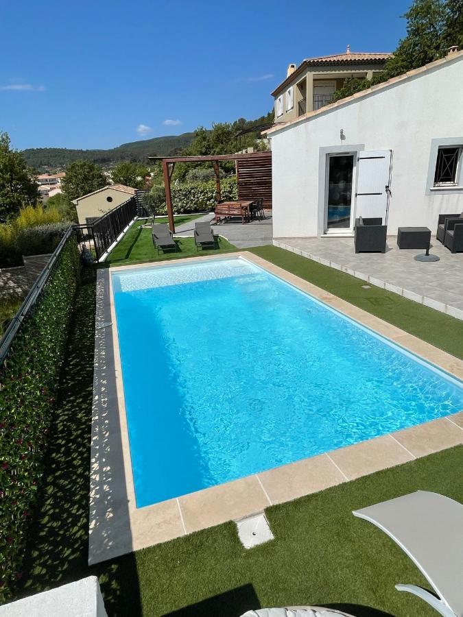Villa Avec Piscine Cuers Εξωτερικό φωτογραφία